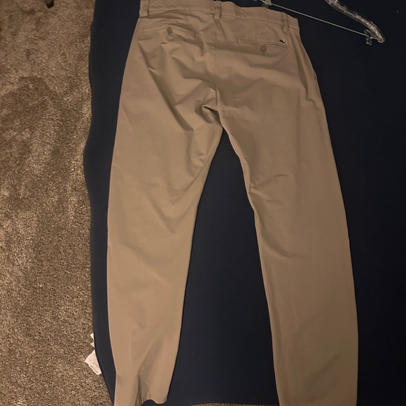 Vineyard Vines Men's Tan Performance Pants 32x32 - Picture 3 of 3